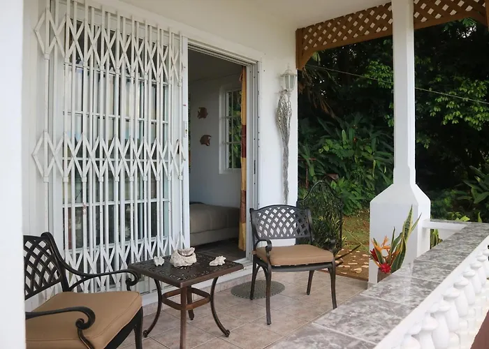 Seychelles Yellow Petals Apartment